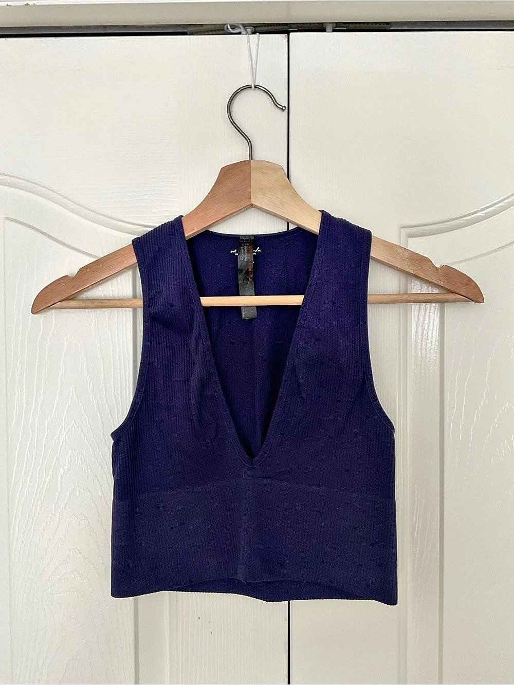 Out From Under Hailey Seamless Plunge Cropped Tank Top Blue Small